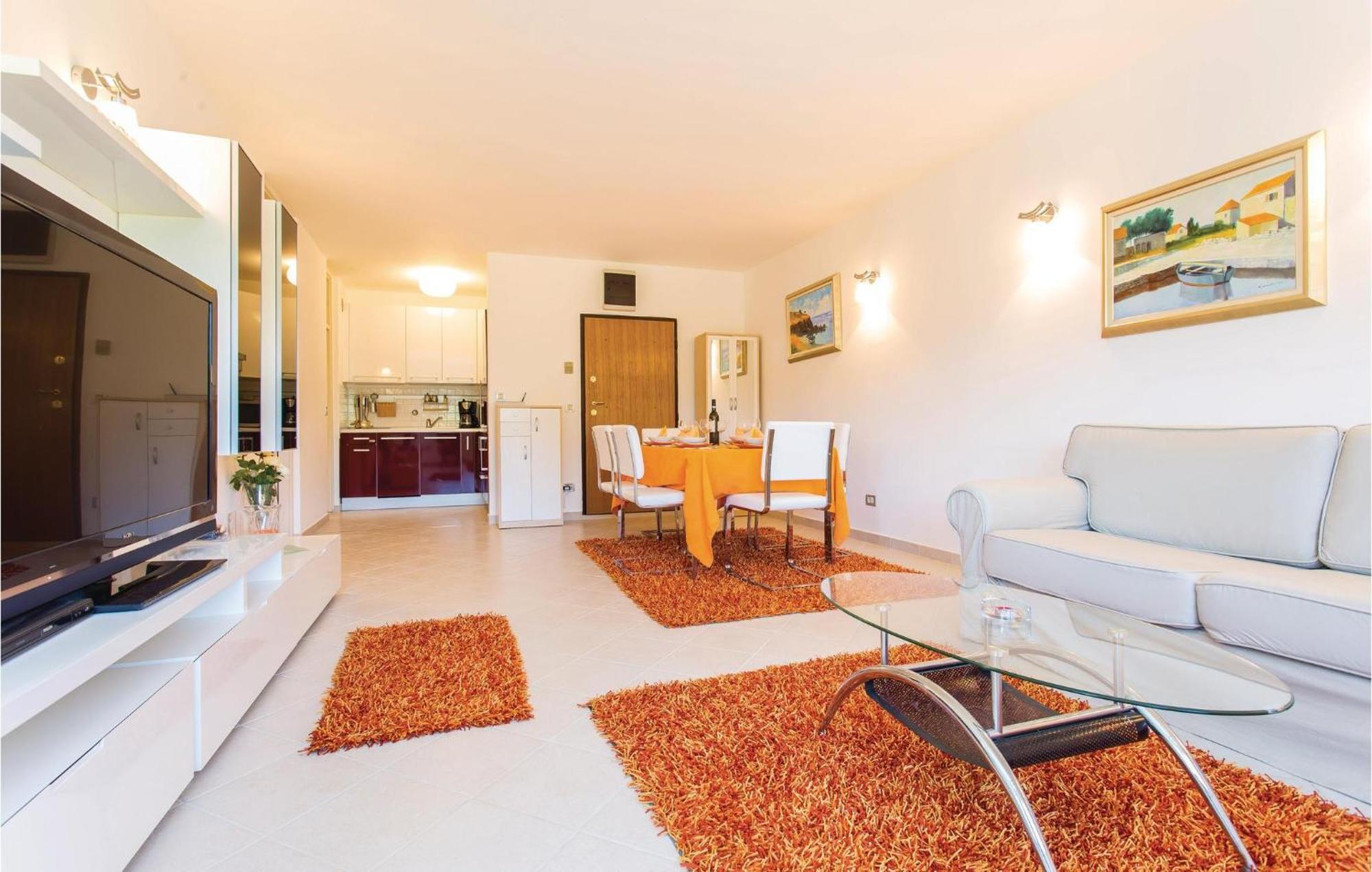 Amazing Apartment In Njivice With Wifi Zewnętrze zdjęcie
