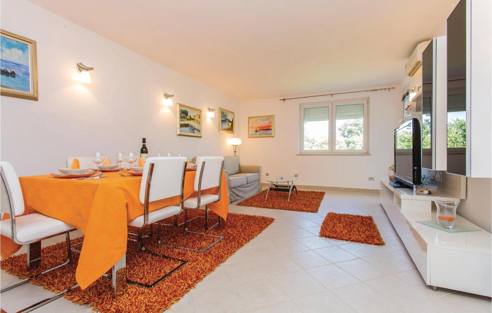 Amazing Apartment In Njivice With Wifi Zewnętrze zdjęcie