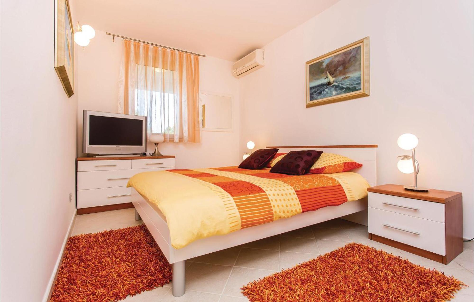 Amazing Apartment In Njivice With Wifi Zewnętrze zdjęcie